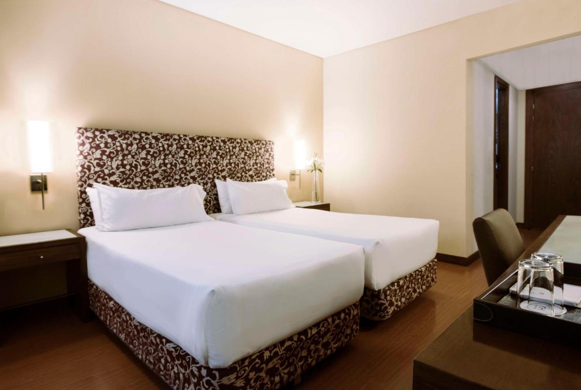 Hotel Nh Mendoza Cordillera Extérieur photo